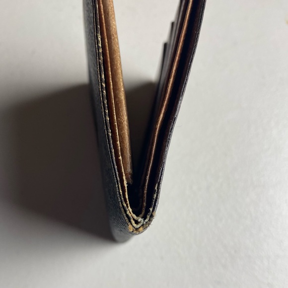 Louis Vuitton Men’s Monogram Pattern Bi Fold Leather Wallet 100% Authentic - Picture 13 of 14